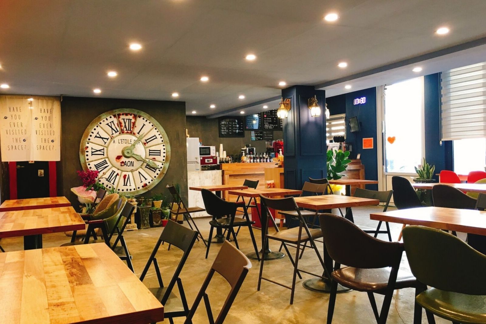Best coffee shops in Yerevan where ASPIRANTUM students can study languages and do homework