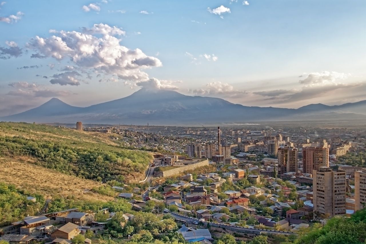 Armenian Language Course Cover Image Armenian Language Course Cover Image